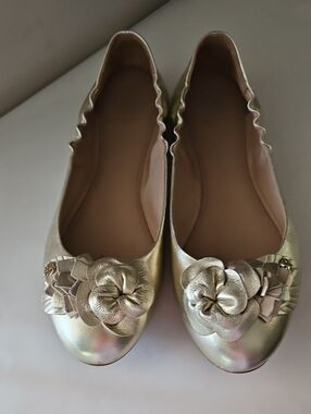 TORY BURCH SPARK GOLD BLOSSOM LEATHER BALLET FLATS SZ 8